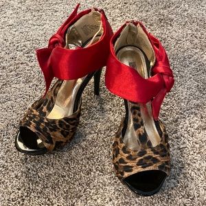 Olsenboye leopard print with red bow heels